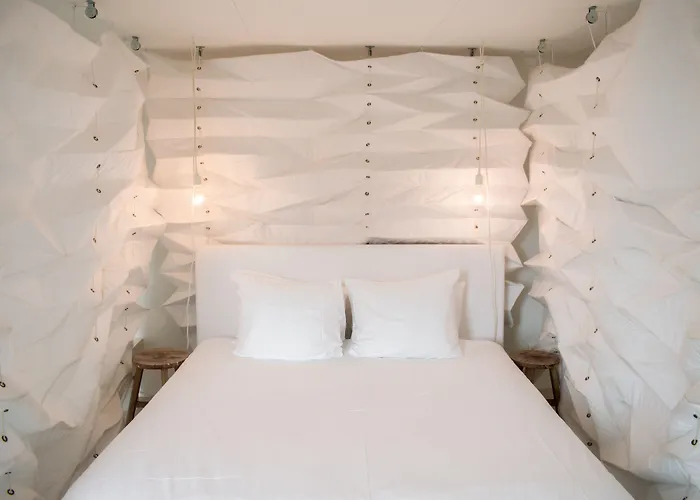 The Exchange Otel 3*