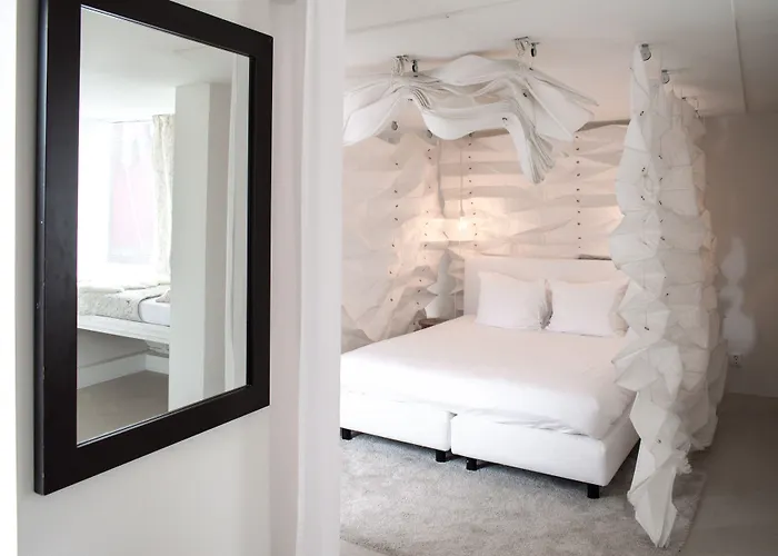 Otel The Exchange 3*