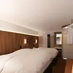 The Exchange 3*