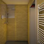 ذي إكستشينج 3*