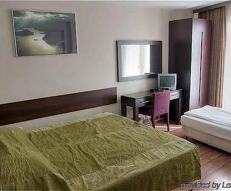 The Exchange Szálloda 3*