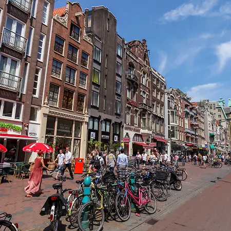 The Exchange מלון